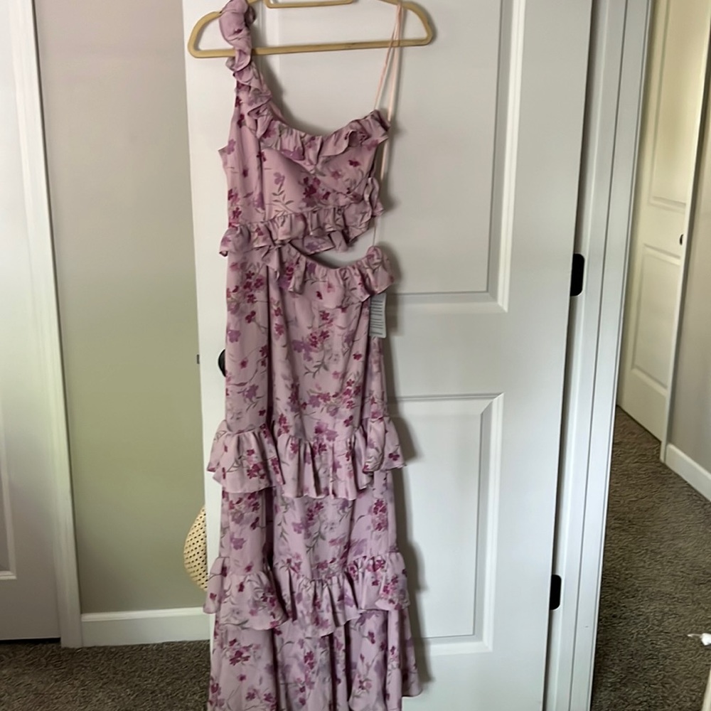 NWT Wayf one shoulder cut out dress